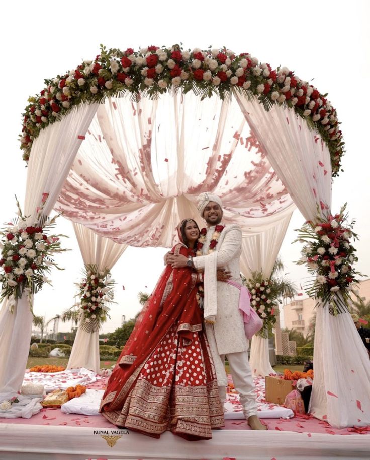 Couple Stage